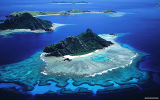 Island ocean islands middle smaller - an island in the middle of the ocean free wallpaper