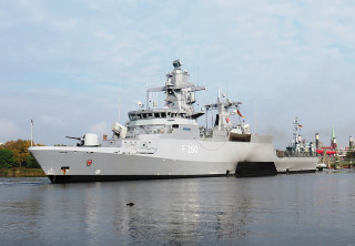 Large gray boat floating water - arbeitsrat für kunst free wallpaper