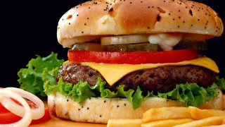 Hamburger cheese lettuce tomato onion 4 - a hamburger free wallpaper