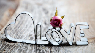 Rose love heart shaped word - the word love free wallpaper