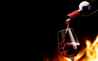 Wine pour fire background bottle - the glass free wallpaper