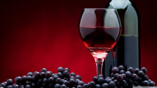 Wine glass bottle grapes table - cao zhibai free wallpaper