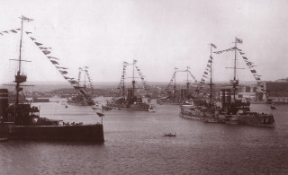 Ships river harbor flags floating - photo free wallpaper