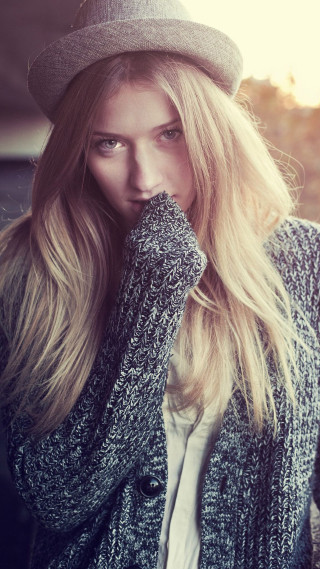 Woman blonde hair hat sweater - eszter mattioni free wallpaper for mobile