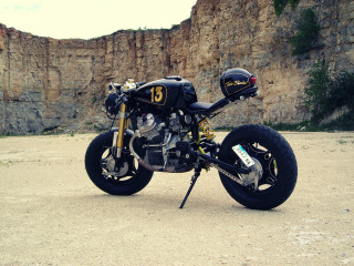 Motorcycle parking lot mountain rock - cafer bater free wallpaper