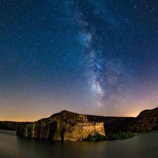 Lake mountain stars sky water - free space wallpaper for tablet