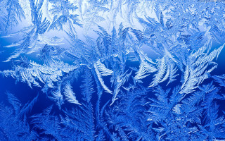 Frosted window closeup blue ice - window free wallpaper