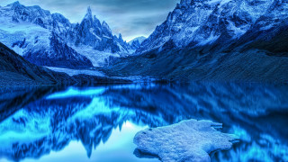 Mountain range lake snow covered 6 - snow covered mountains free wallpaper
