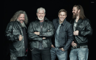 Men group black background standing - erlund hudson free wallpaper