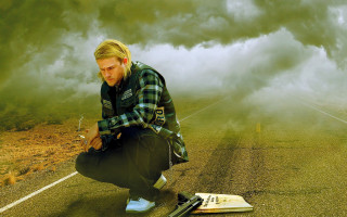 Man kneeling road book cigarette 2 - charles martin free wallpaper