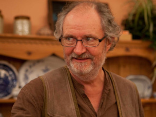 Man glasses beard smiling camera 2 - glass and a beard free wallpaper