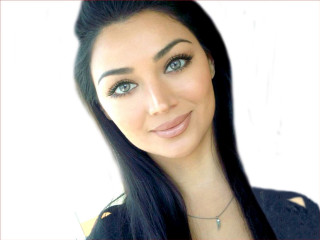 Woman long black hair smiling 5 - shaded free wallpaper for desktop