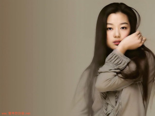 Woman blackhair posing solo makeup - chen yifei free wallpaper for desktop