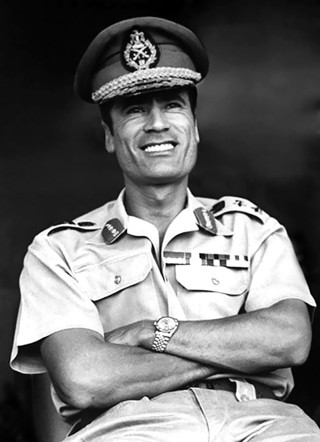 Man uniform smiling arms crossed - 1 9 6 0 s free wallpaper for mobile