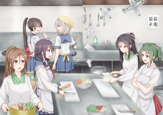 Girls kitchen preparing food together - a group of girls free wallpaper