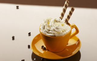 Cup whipped cream striped straws - a saucer free wallpaper
