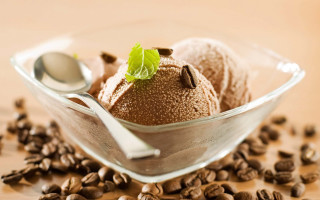 Bowl icecream coffeebeans spoon table - a bowl of ice cream free wallpaper