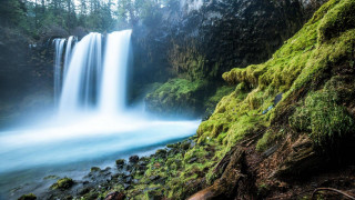 Waterfall moss rocks water river - the rock and water free wallpaper