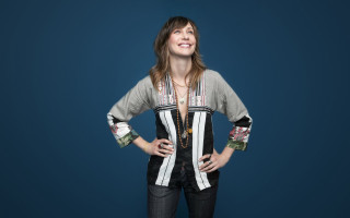 Woman hands hips smile cardigan - eve ryder free wallpaper