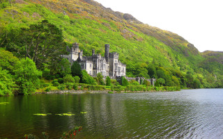 Castle hill lake lilypad green - dorothea warren ohara free wallpaper