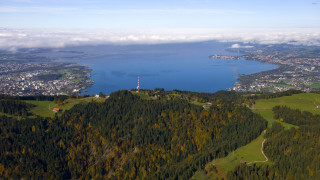 Lake city view plane window - a plane window free wallpaper