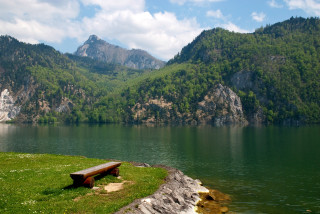 Bench lake mountain forest scenery - alen divi free wallpaper