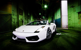 White sports car dark alley 2 - a green light free wallpaper