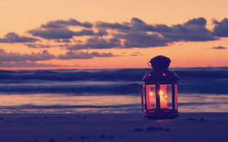 Lantern beach sunset water cityscape - a lantern free wallpaper for desktop