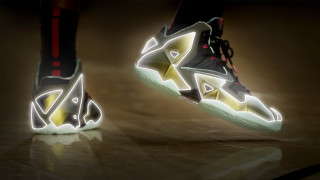 Sneakers glowing shoelace soles pair - a pair of sneakers free wallpaper