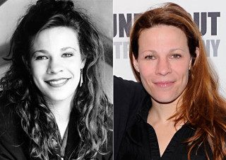 Woman long hair smiling brushed - hypermodernism free wallpaper