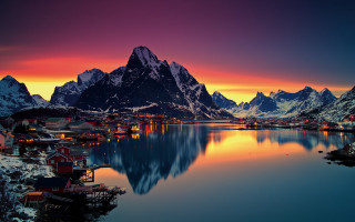 Mountain range reflection lake sunset 15 - a mountain range free wallpaper