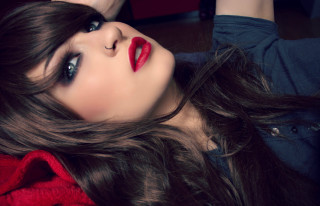 Aramenta dianthe vail gothic photorealistic - red lipstick free wallpaper