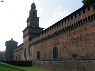 Romanesque brick building clock tower - a large brick building free wallpaper