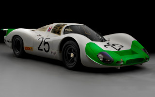 Green white racecar black background - race car free wallpaper