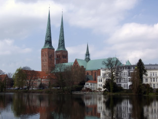 Large building towers clock tower 3 - side next free wallpaper