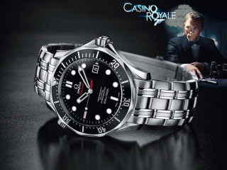 Man suit tie watch casino - a man in a suit and tie free wallpaper