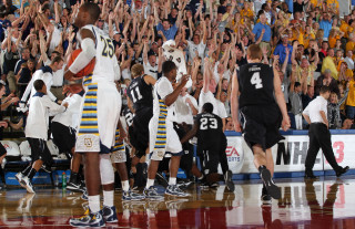 Basketball game court fans men - a group of men playing free wallpaper