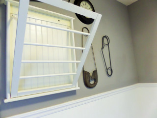Clock scissors wall room window - mesh wire free wallpaper