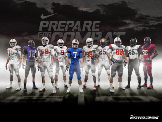 Football players prepare combat dark - a group of football players free wallpaper