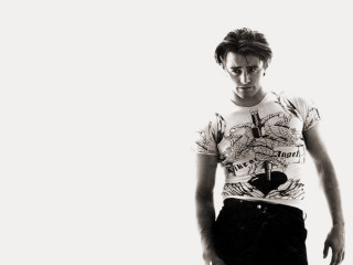 Woman white room skateboard hands - tom of finland free wallpaper