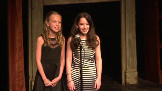 Girls stage microphone curtain performance - artgem free wallpaper