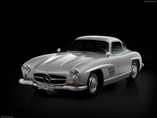 Silver mercedes benz sports car - a british flag free wallpaper
