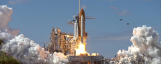 Rocket launch smoke billowing sky 4 - a rocket free wallpaper