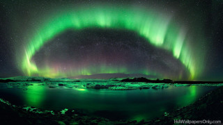 Aurora borealis green purple lake - the night sky free wallpaper