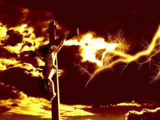 Cross lightning clouds sky background - a pole free wallpaper for desktop