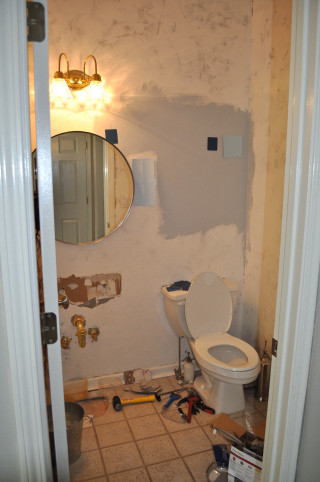 Bathroom toilet mirror corner interior - temporary free wallpaper for mobile