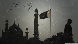 Flag clocktower rain citylights underwater - amir zand free wallpaper