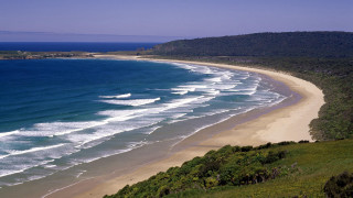 Beach sandy shore large water - free beach wallpaper