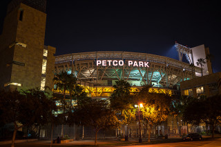 Stadium night sign trees car - a large stadium free wallpaper