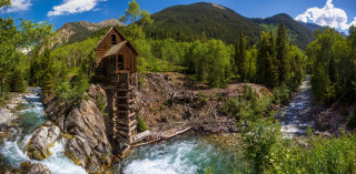 Wooden structure rock river mountains - a wooden structure free wallpaper
